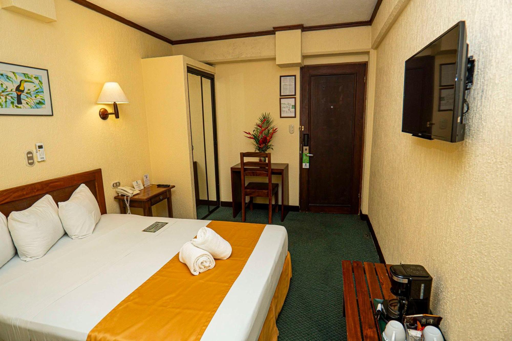 Best Western Hotel & Casino Kamuk Manuel Antonio Exterior photo