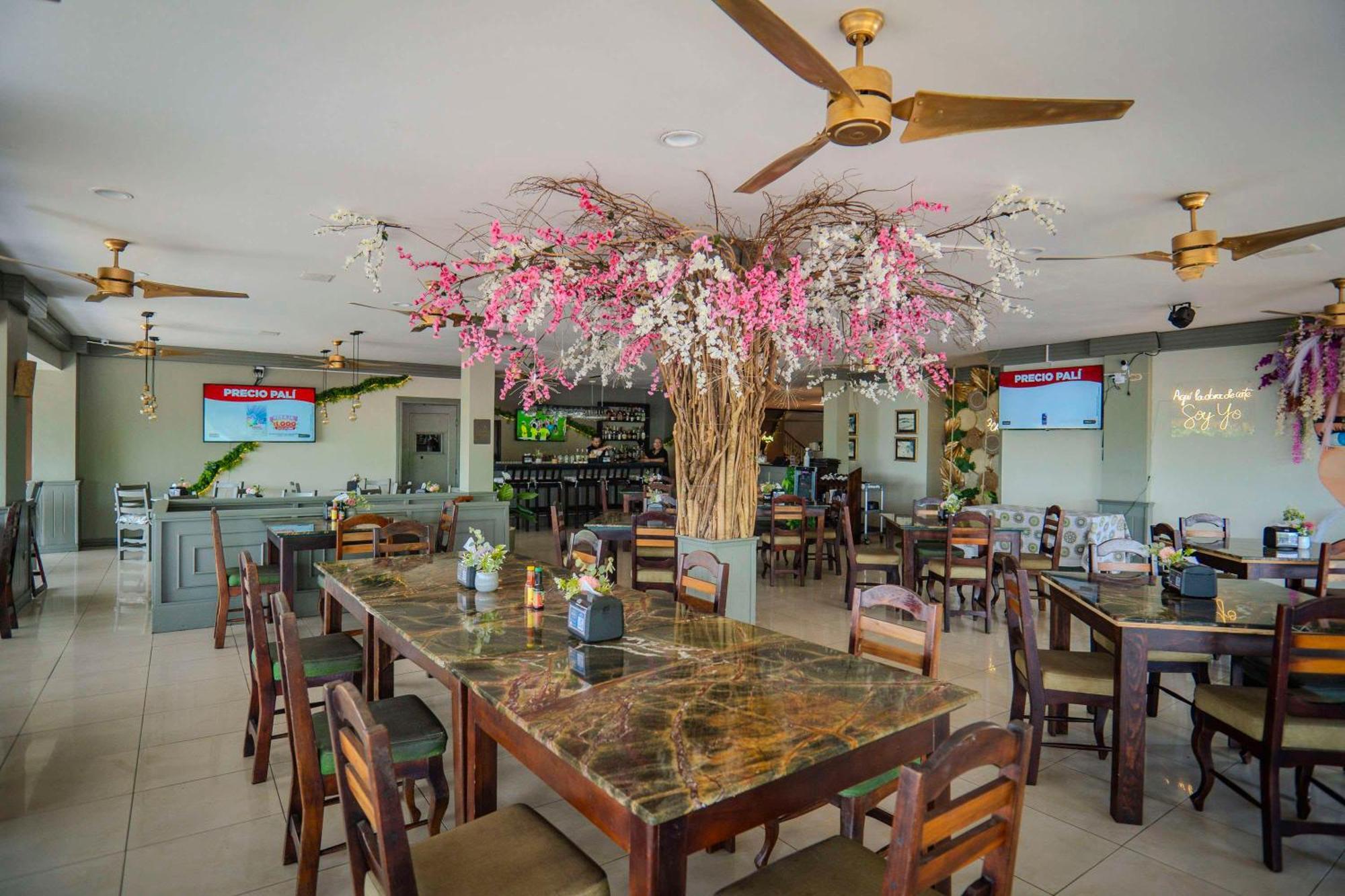 Best Western Hotel & Casino Kamuk Manuel Antonio Exterior photo
